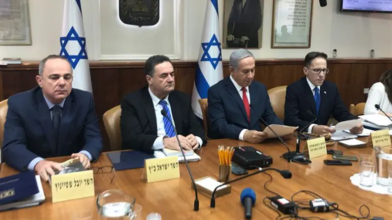 Заседание кабинета министров. Иллюстрация