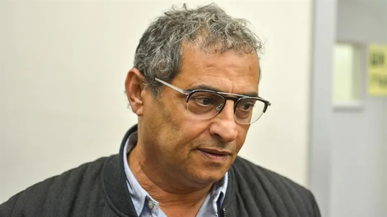 ארנון גלעדי