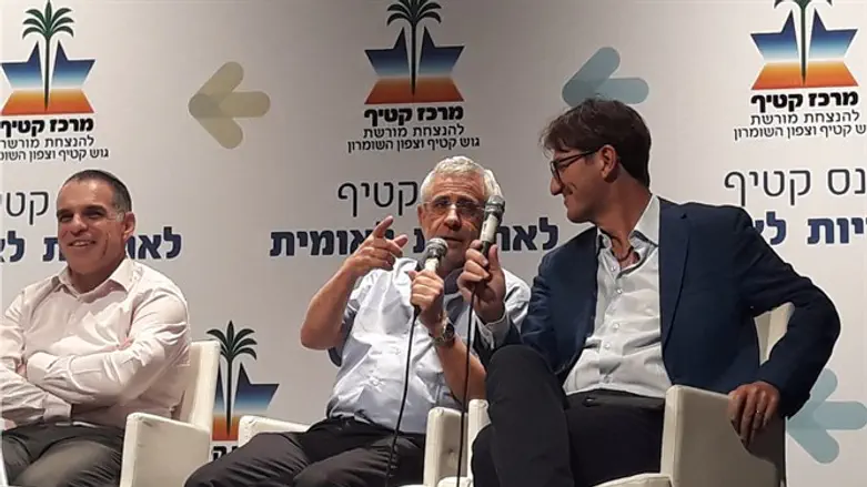 Bismuth (R) and Kedar (C) at Katif Conference