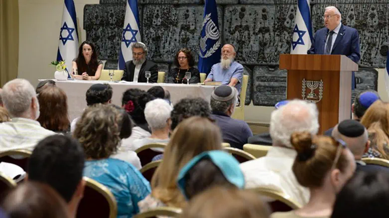 לומדים ומדברים