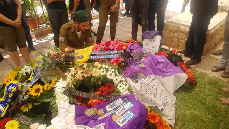 Могила Авива Леви (הי"ד)