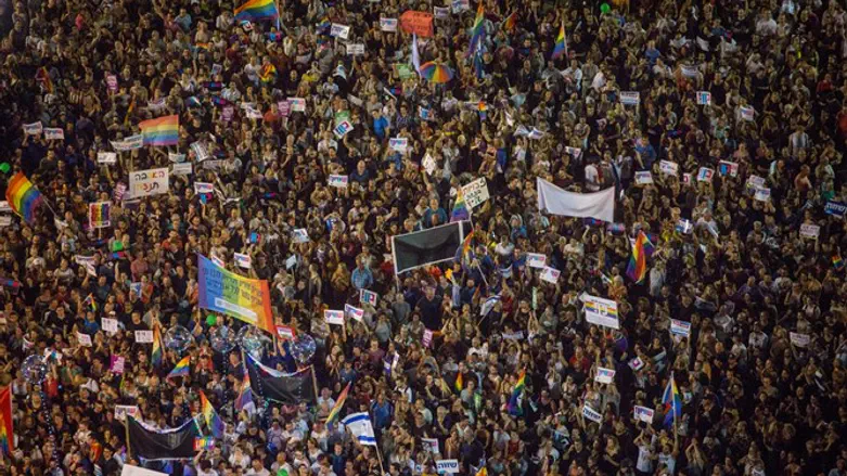 בדרך להשיג ניצחון ברמת השיח. ההפגנה בתל אביב