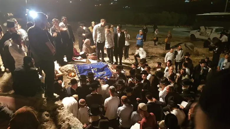 Visitors at the Prophet Amos' grave