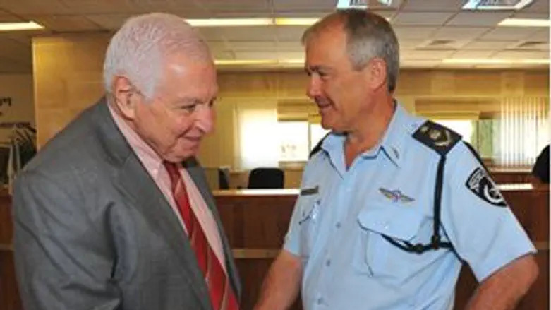 המבקר והמפכ"ל הבוקר