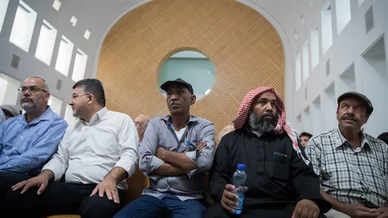 השופטים סירבו לדחות את העתירה. הדיון בבג"ץ חאן אל-אחמר