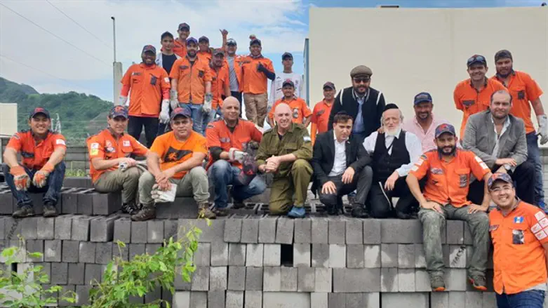 ZAKA volunteers helping Guatemala rebuild
