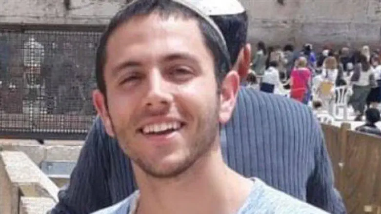 אריאל דרסינובר