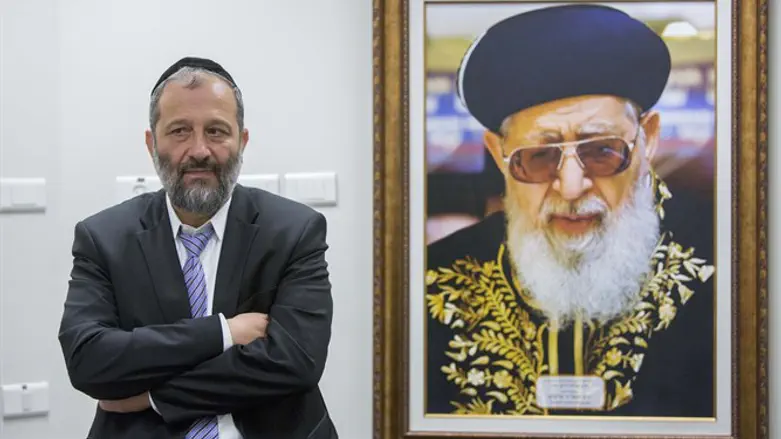 Aryeh Deri, Rabbi Ovadia Yosef