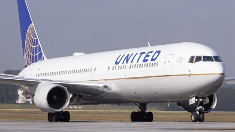 Boeing 767-400 United Airlines