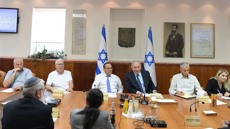 הדיון בועדת השרים, היום