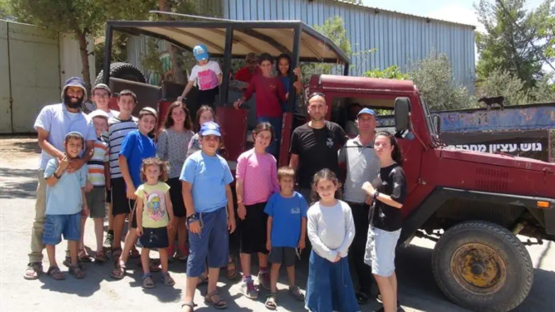 Дети с юга в Гуш-Эционе