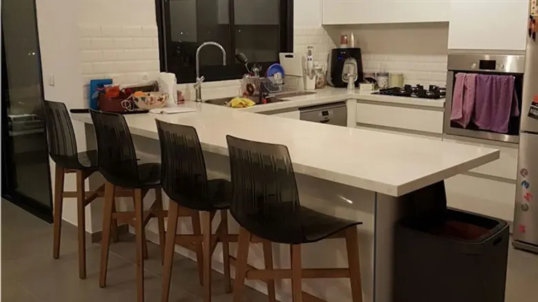 כסאות בר במבצע