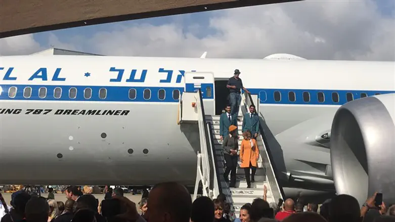 מטוס הרטרו של אל על