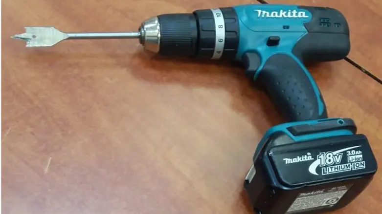 Electric screwdriver used by suspect