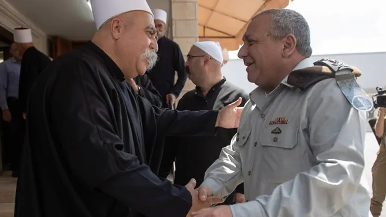 Druze leader Tarif with Lt. Gen. Eisenkot