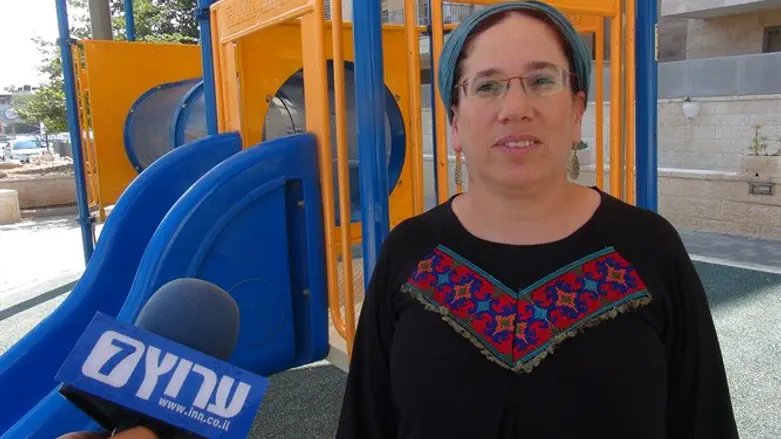 Нирит Змора