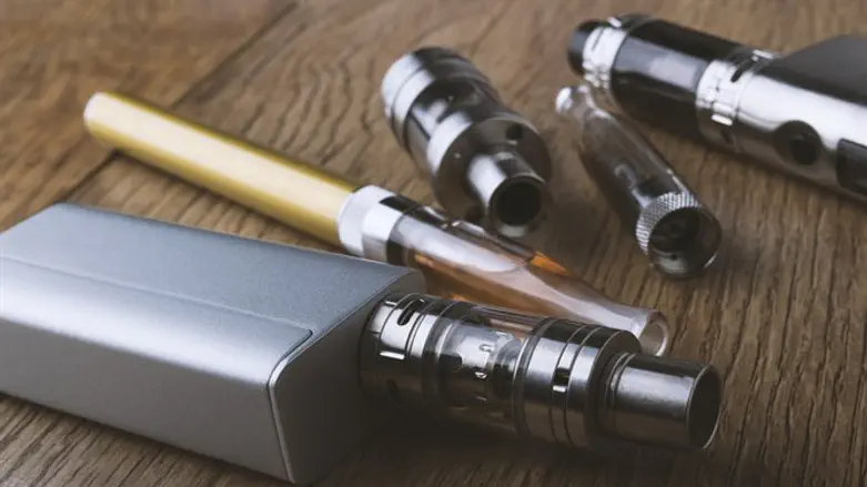 Electronic cigarette