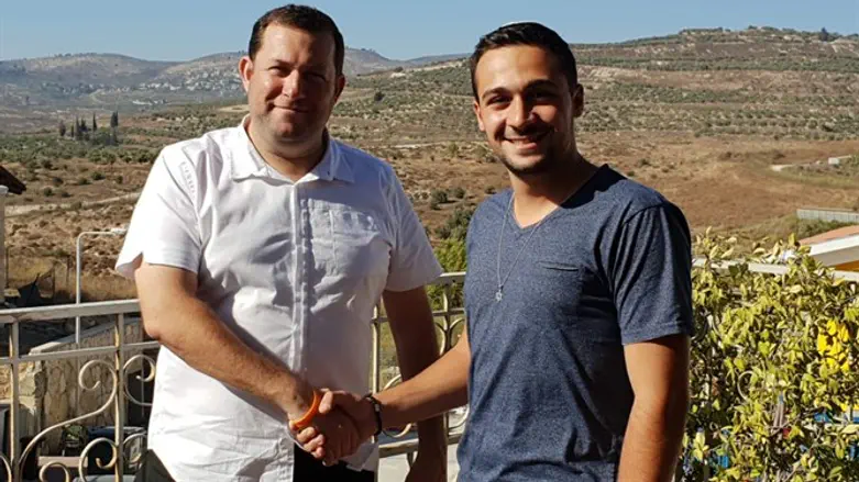 אדם גוזלן עם יוסי דגן