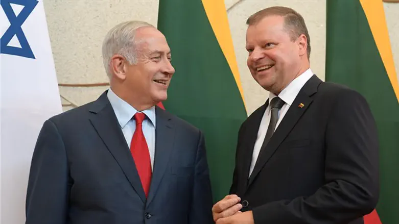 Binyamin Netanyahu and Sauliu Skvernelis