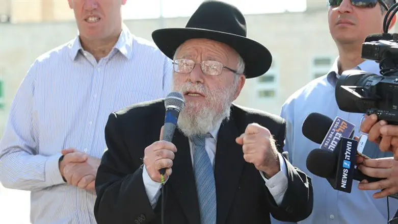 הרב דב ליאור