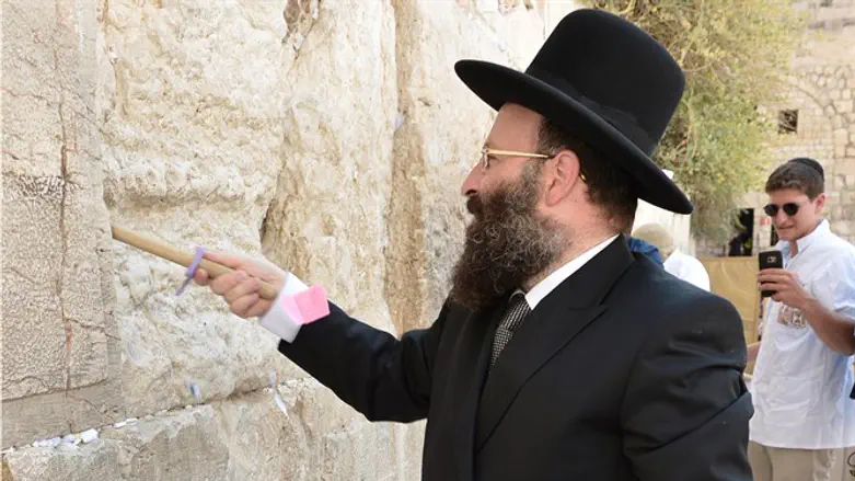 Рабби Рабинович у Западной Стены