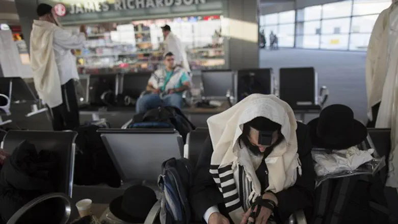 Waiting in Ben Gurion to get to Uman
