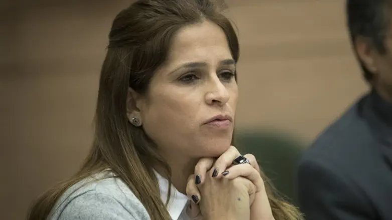 מירב בן ארי