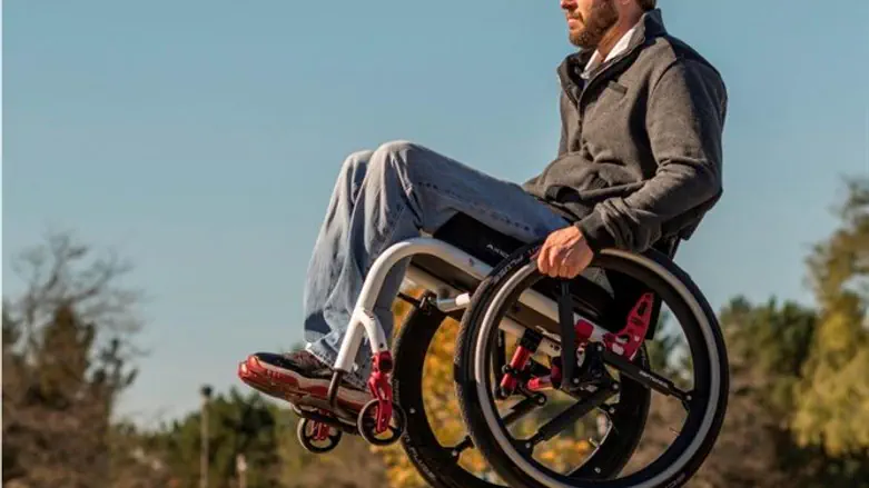 קשר ישיר בין זעזועים בבכסא גלגלים לבין כאבי גב