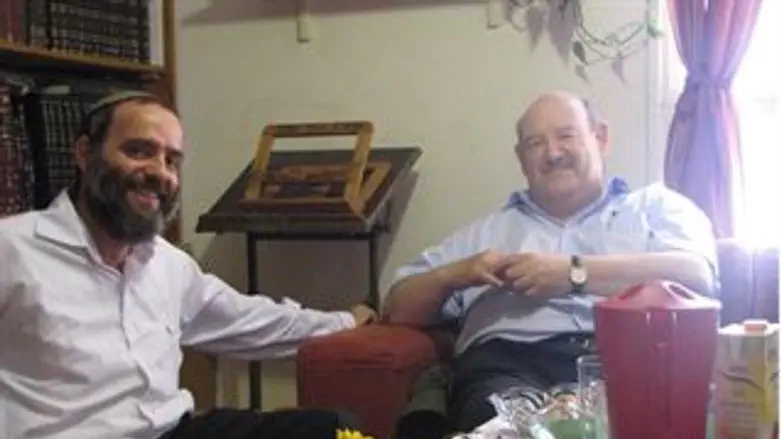 עם רב היישוב רבבה