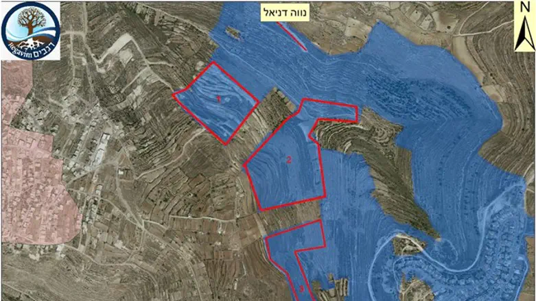 המנהל האזרחי עוצם עיניים