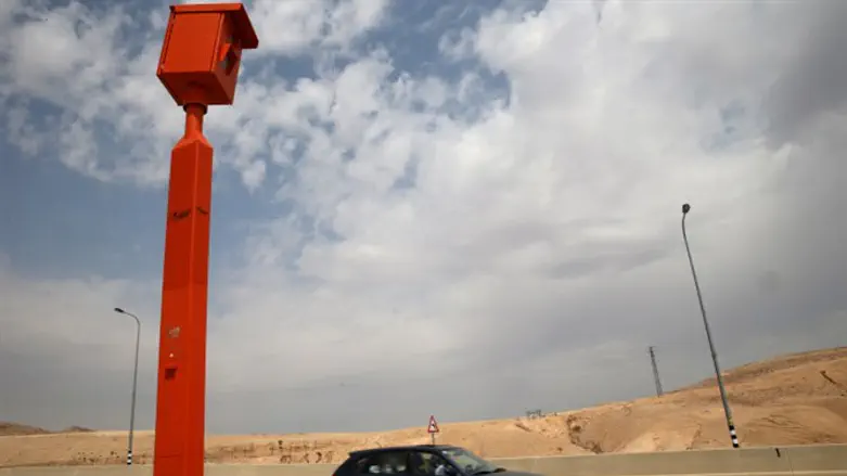 Speed camera/traffic camera