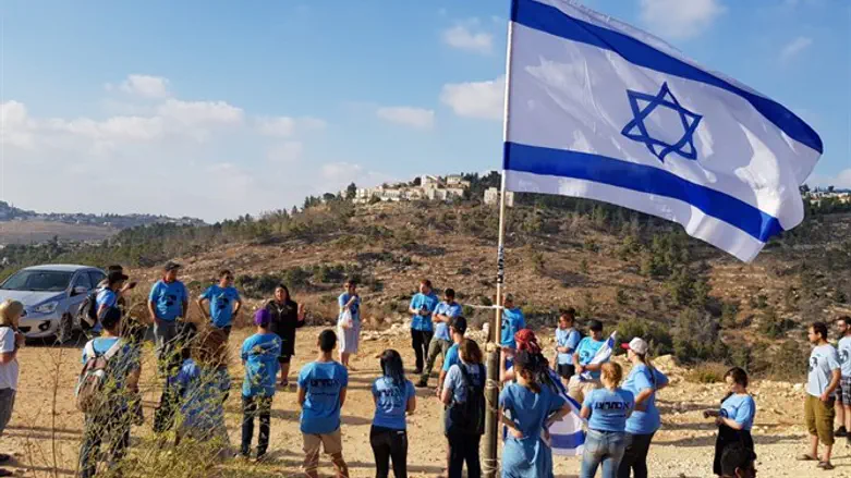 הפעילים עם דבורה גונן