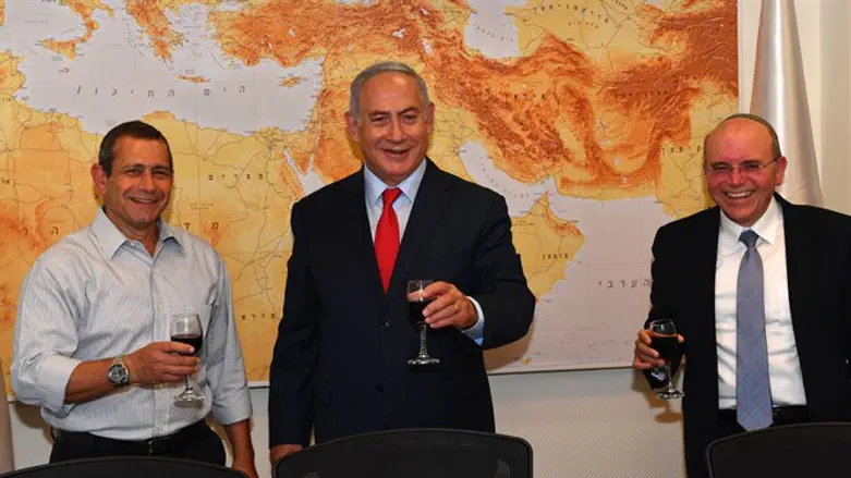 הרמת הכוסית של ראש הממשלה בשב"כ