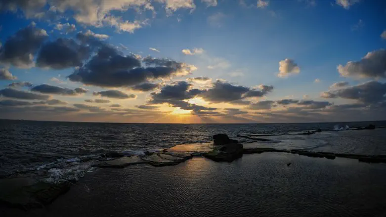 תעלומה בלב ים