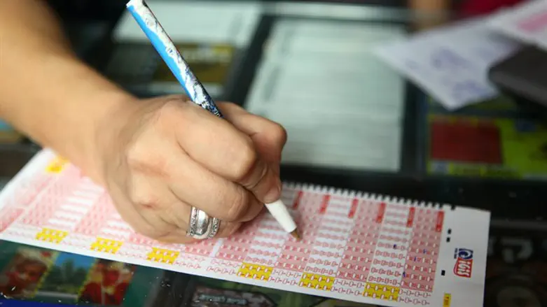 Filling out that ticket: Lotto