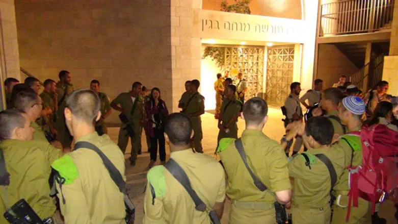 לוחמי הנח"ל בסיור סליחות