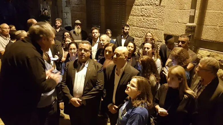 משה ליאון הערב