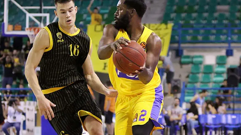 ג'רמי פארגו מול אא"ק, הערב