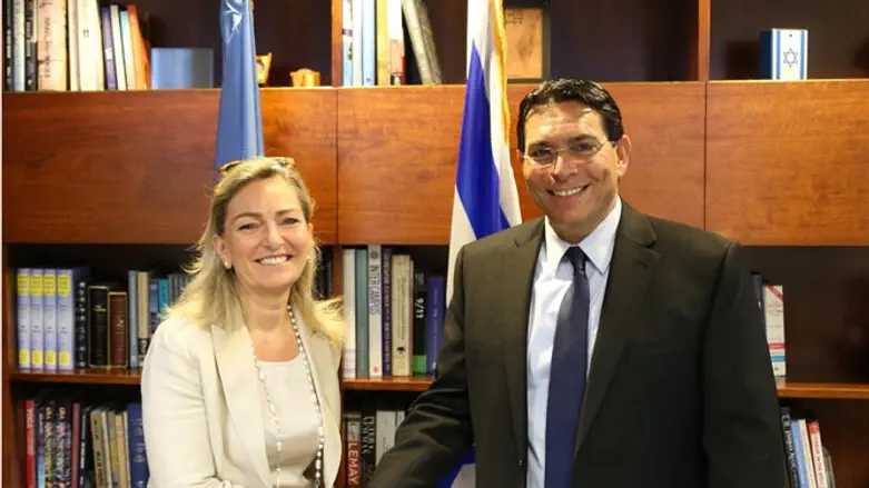 דנון עם שגרירת איטליה באו"ם