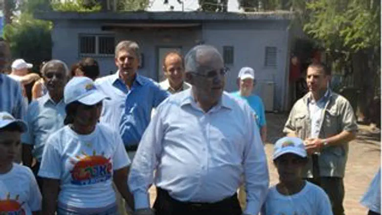 ריבלין והילדים. היום