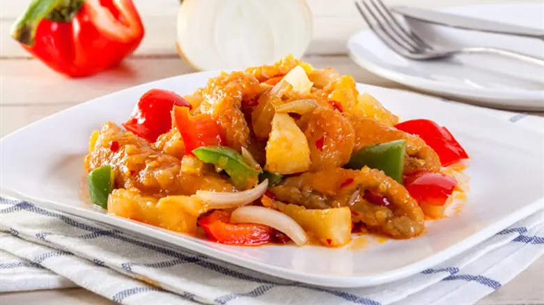 פילה ברמונדי ברוטב חמוץ מתוק