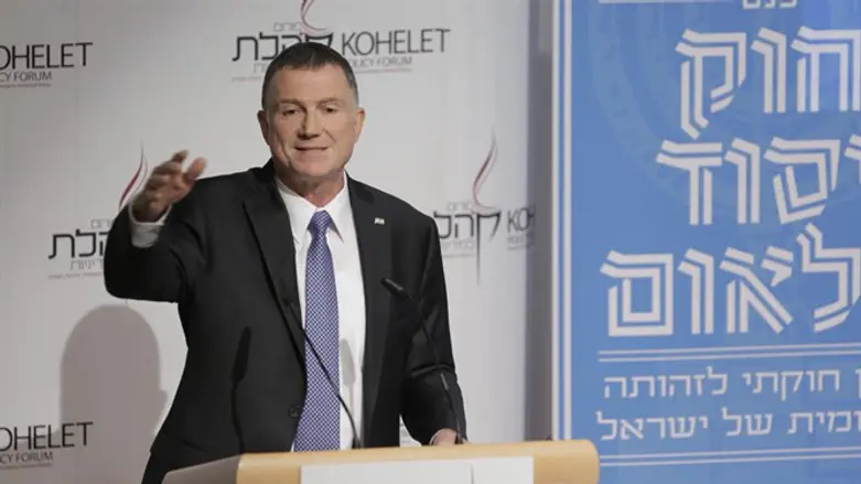 יולי אדלשטיין