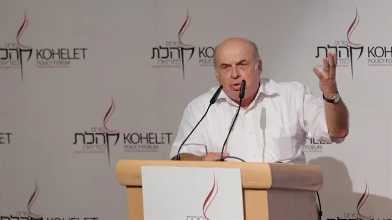 שרנסקי בכנס. היום