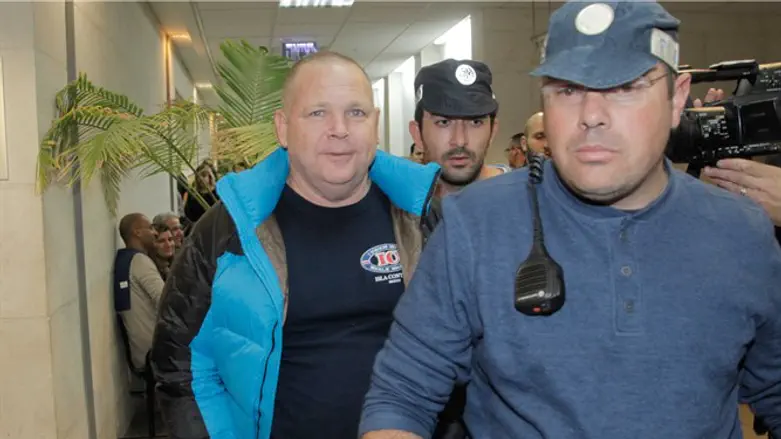 ליטבינוף בזמן מעצרו