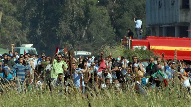 סורים במעבר הגבול בקוניטרה