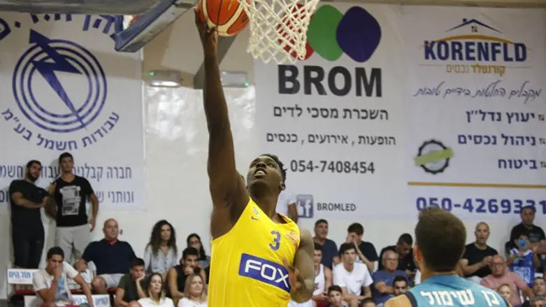 ג'וני או'בראיינט. לא מוסר, אבל קולע היטב