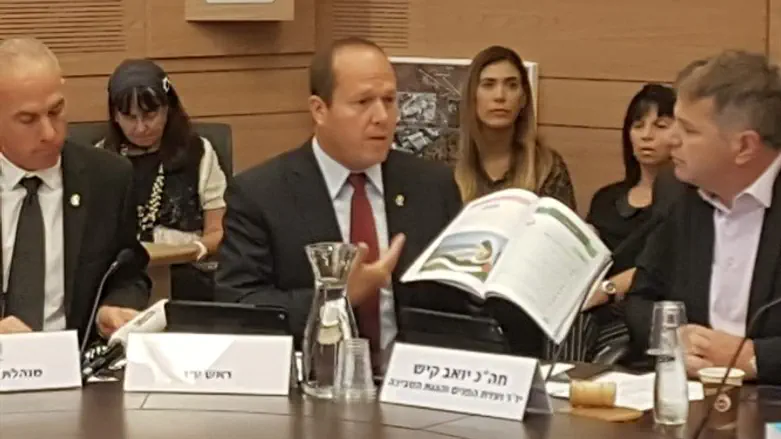 Barkat in hearing