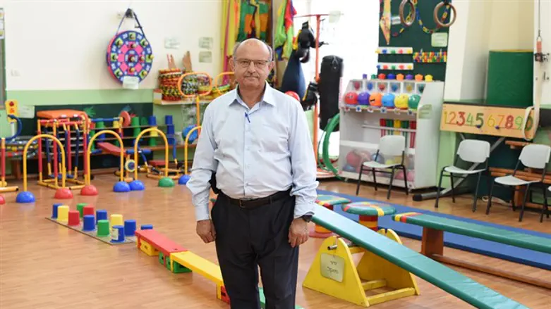 "אנחנו כאן דואגים לתת לכל אחד ואחת מהילדים כרטיס לחיים". מיכאל סלובודוב