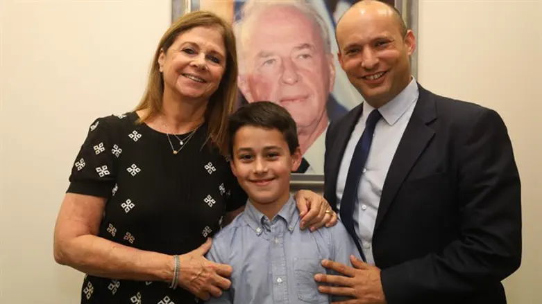 בנט, דליה רבין ונכדה נועם