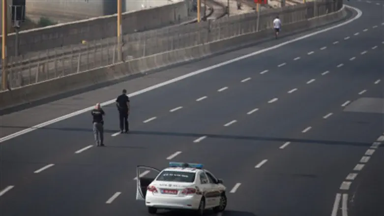 Police on highway (archive)